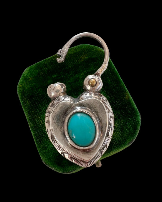 VICTORIAN SILVER HEART PADLOCK