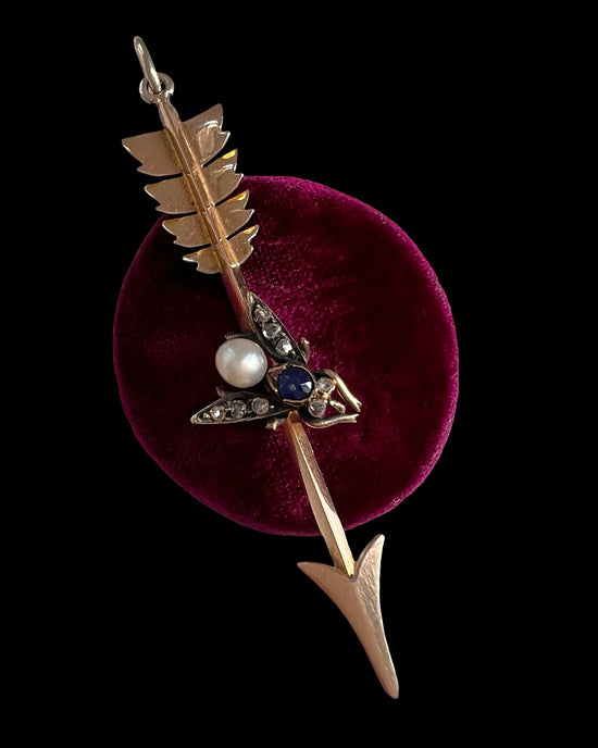 VICTORIAN DIAMOND & SAPPHIRE FLY ON ARROW PENDANT