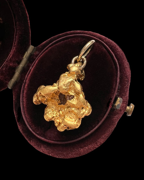 19TH CENTURY GOLD NUGGET PENDANT