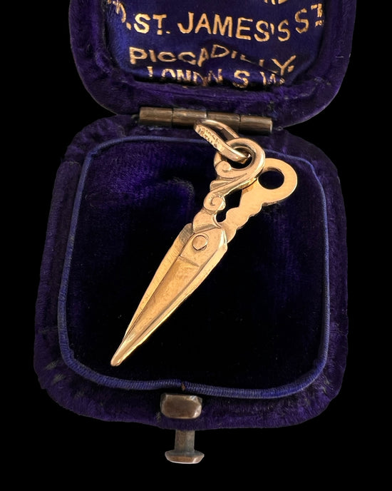 VINTAGE 9CT GOLD SCISSORS CHARM