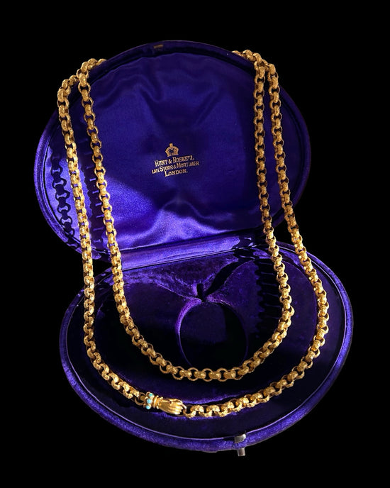 GEORGIAN PINCHBECK CHAIN WITH HAND CLASP