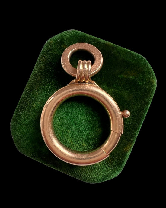 ANTIQUE HUGE 14CT GOLD BOLT RING