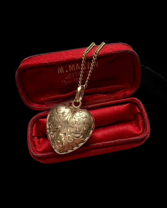 VICTORIAN 9CT GOLD PUFFY HEART LOCKET PENDANT