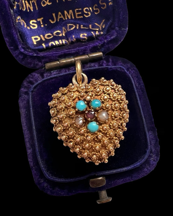 GEORGIAN 15CT GOLD HEART LOCKET