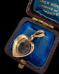ANTIQUE 15CT GOLD ENGRAVED HEART SET WITH OPAL & EMERALD