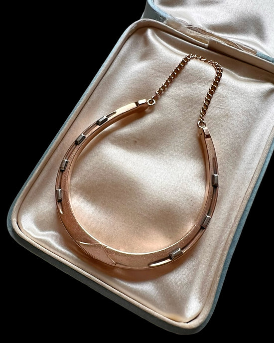 ANTIQUE HORSESHOE BANGLE