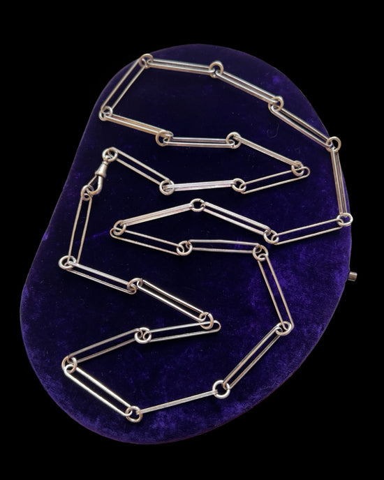 ANTIQUE FINE PAPERCLIP LINK GAURD CHAIN