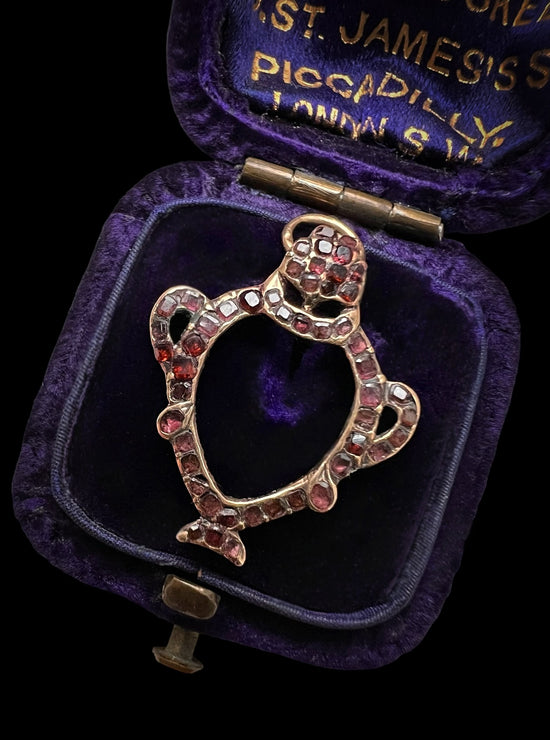 GEORGIAN FLAT CUT GARNET AMPHORA PENDANT