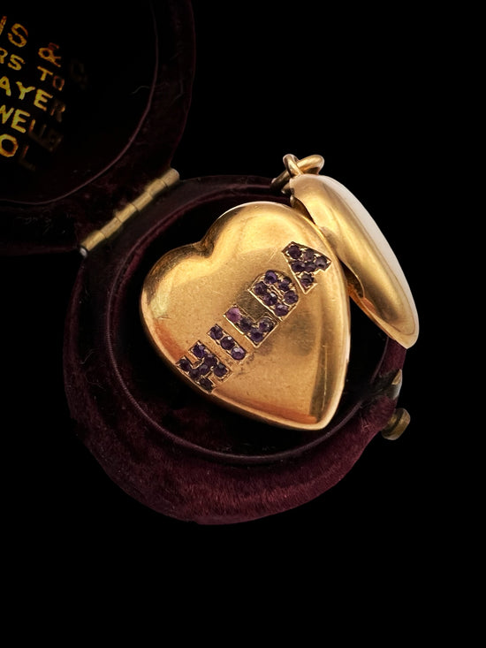 VICTORIAN ‘HILDA’ 15CT GOLD HEART LOCKET
