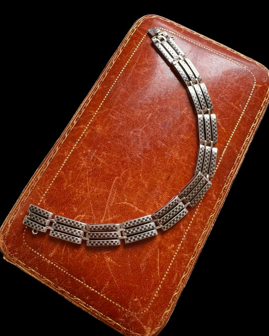 19TH CENTURY NIELLO CHEQUERBOARD GATE BRACELET