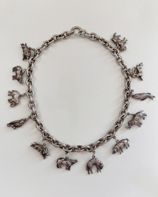 VICTORIAN ANIMAL CHARM CHUNKY SILVER NECKLACE