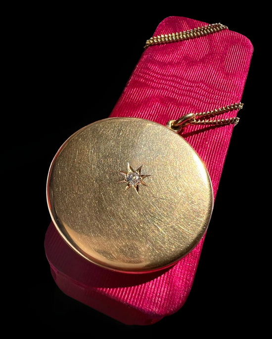 VICTORIAN 18CT GOLD & DIAMOND LOCKET PENDANT