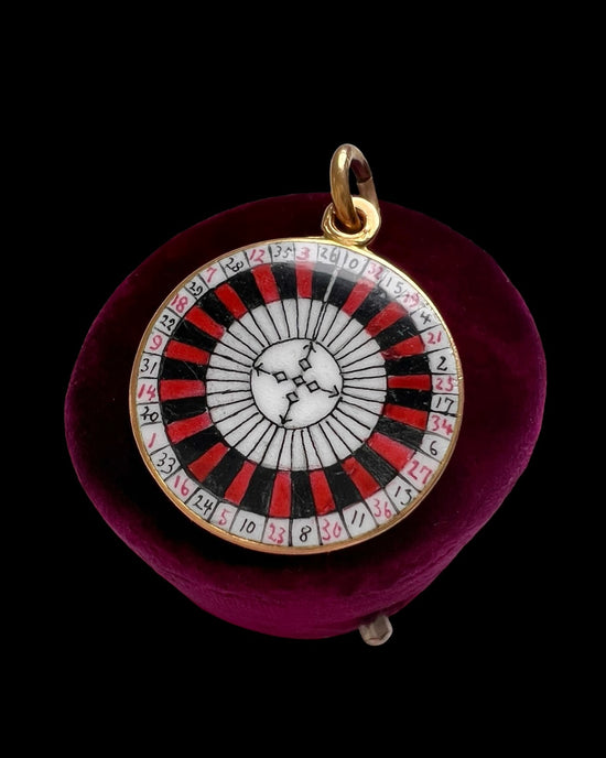 VINTAGE DOUBLE SIDED ROULETTE & PLAYING CARD DISC PENDANT