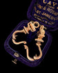 A PAIR OF 18CT GOLD CHUNKY ANTIQUE TWIST DOGCLIPS