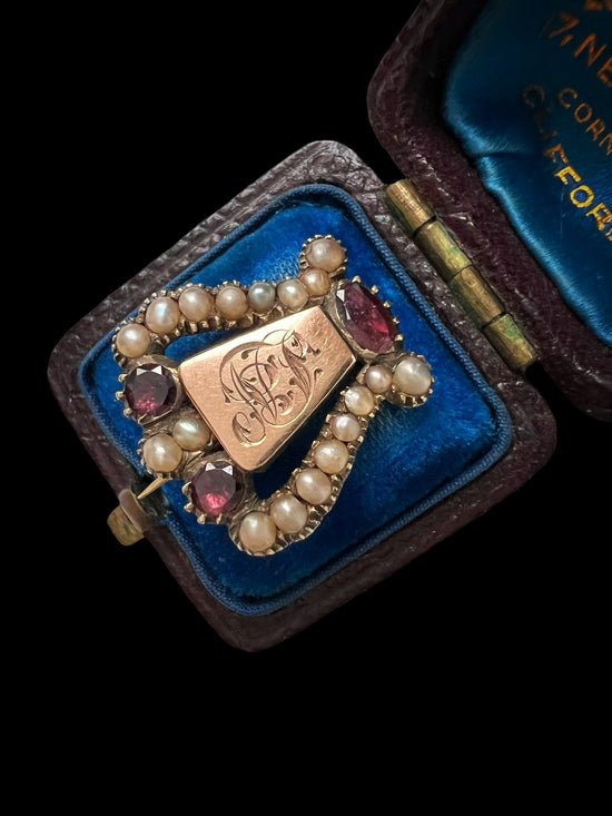 GEORGIAN LYRE LACE PIN