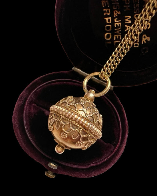 VICTORIAN 10CT GOLD ETRUSCAN REVIVAL SPHERE PENDANT