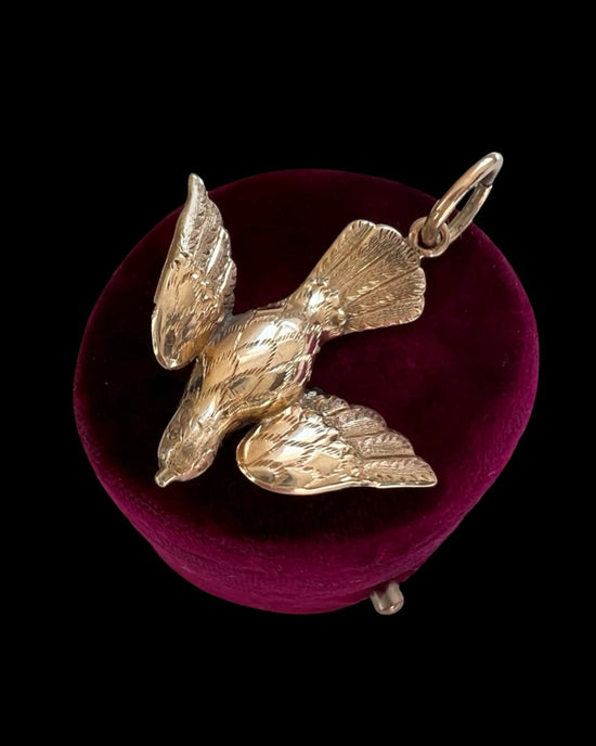 ANTIQUE 15CT GOLD DOVE BIRD PENDANT