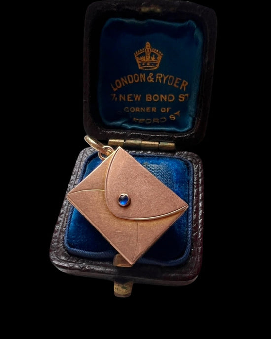 ANTIQUE 9CT GOLD ENVELOPE LOCKET