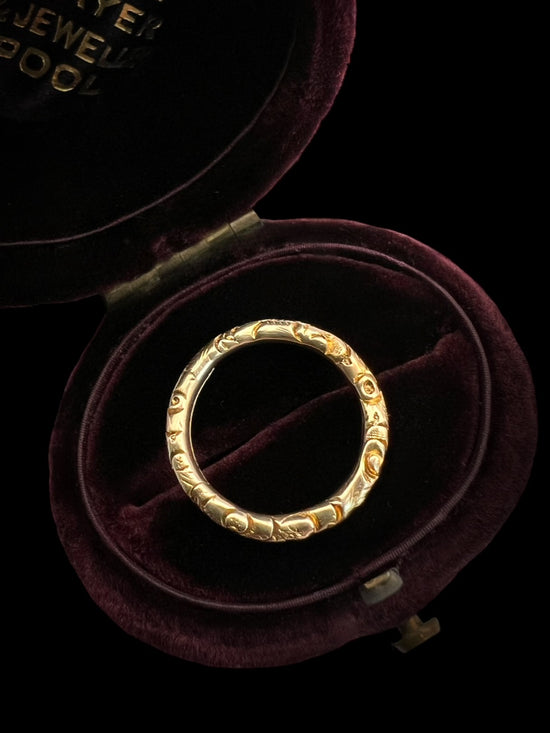 GEORGIAN 15CT GOLD CHASED SPLIT RING