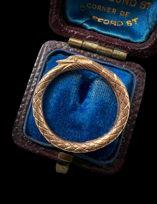 GEORGIAN 15CT GOLD OUROBOROS SPLIT RING
