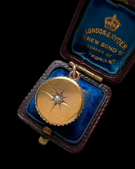 ANTIQUE DIAMOND SET 15CT GOLD DISC PENDANT