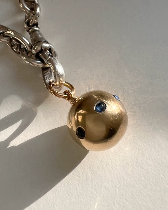 ANTIQUE 18CT GOLD & SAPPHIRE SPHERE PENDANT