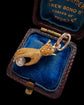 EARLY 19TH CENTURY 15CT GOLD HAND PENDANT