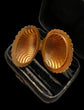 EARLY VICTORIAN 15CT GOLD SHELL LOCKET