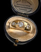 ANTIQUE THREE STONE DIAMOND & 18CT GOLD RING