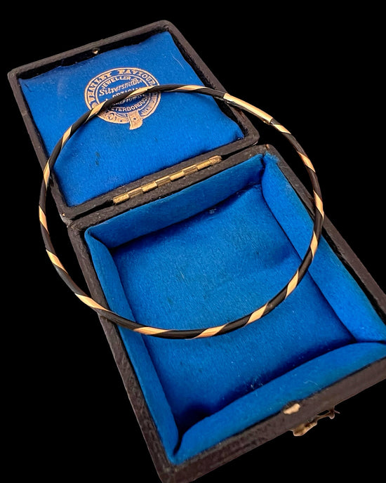 19TH CENTURY ELEPHANT HAIR & 18CT GOLD BANGLE
