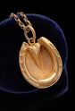 VICTORIAN 19CT GOLD HORSE HOOF PENDANT