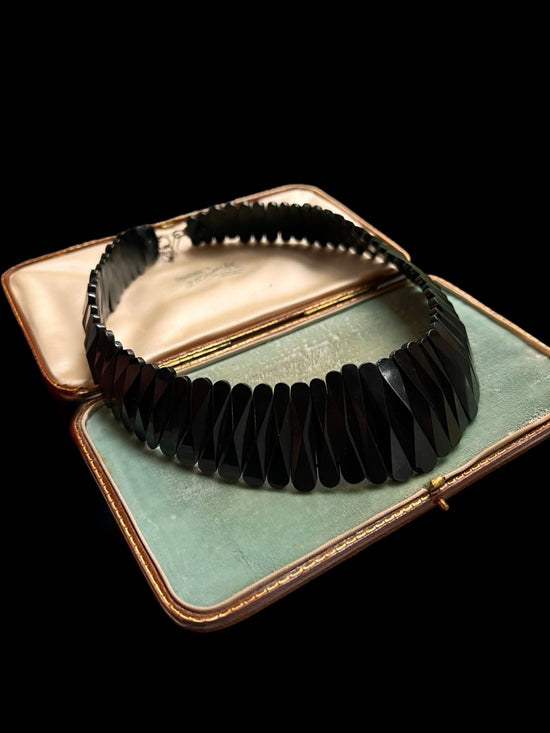 VICTORIAN WHITBY JET GEOMETRIC COLLAR NECKLACE