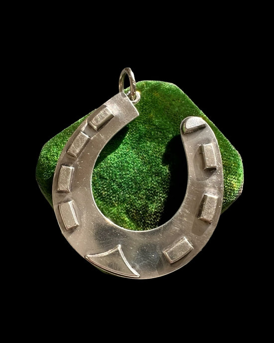 LARGE VICTORIAN SILVER HORSESHOE PENDANT