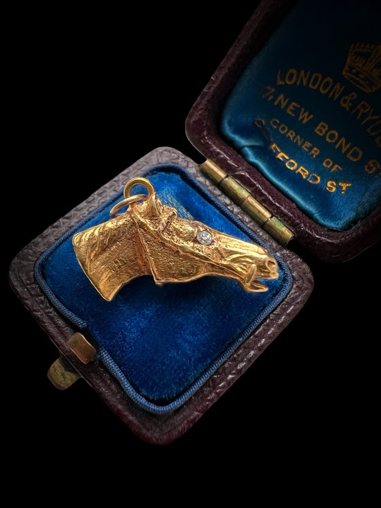 LATE VICTORIAN HORSE HEAD PENDANT