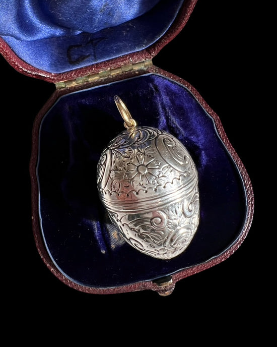 ANTIQUE SILVER EGG PENDANT