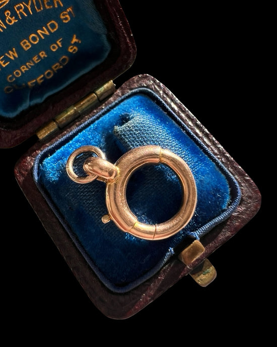 ANTIQUE CHUNKY 9CT GOLD BOLT