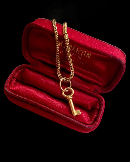 ANTIQUE MINIATURE GOLD KEY PENDANT