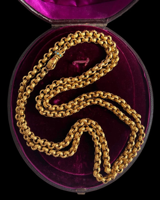 GEORGIAN PINCHBECK CHAIN WITH HAND CLASP