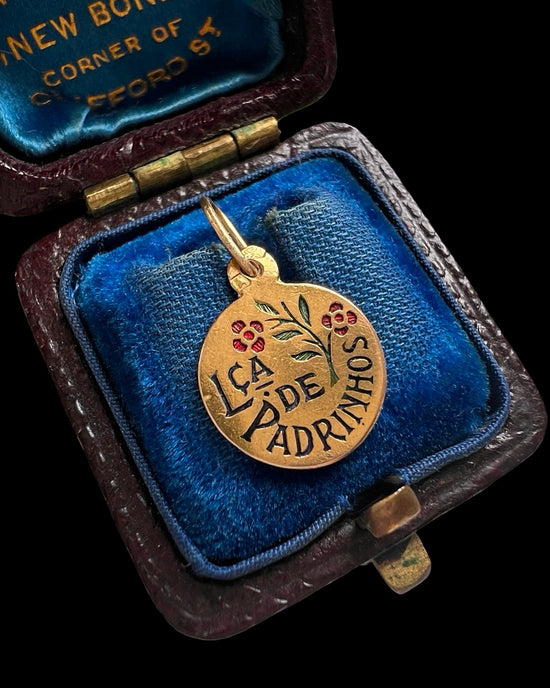 VINTAGE PORTUGUESE ‘LÇA. DE PADRINHOS’ ENAMEL CHARM