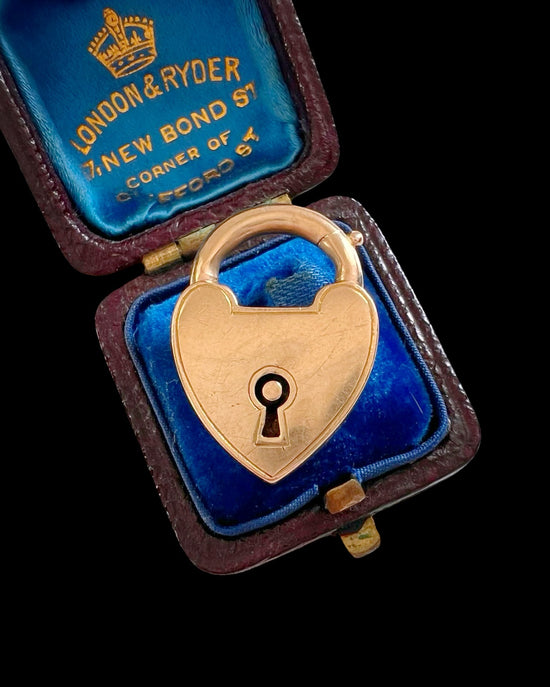 VICTORIAN UNUSUAL 9CT GOLD HEART PADLOCK WITH BOLT RING