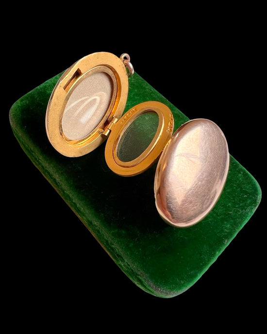 VICTORIAN 9CT GOLD MULTI ‘FAMILY’ LOCKET