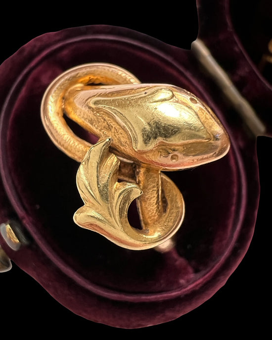 19TH CENTURY 18CT GOLD SNAKE RING