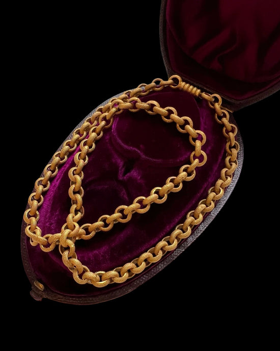 GEORGIAN PINCHBECK TEXTURED BELCHER CHAIN
