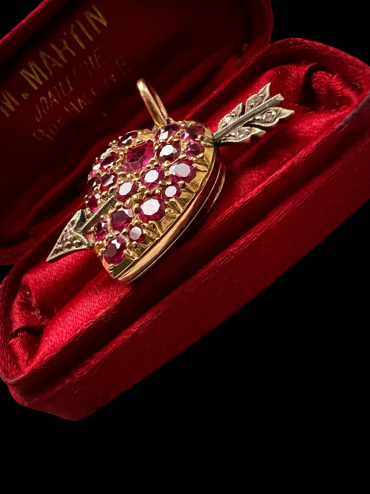 Ruby Heart Locket VICTORIAN RUBY & DIAMOND ‘ARROW THROUGH THE HEART’ LOCKET – The Old Cut