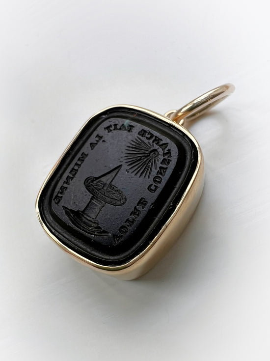 VICTORIAN DARK GREEN ‘VOTRE CONSTANCE FAIT LA MIENNE’ TASSIE