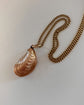 VICTORIAN 9CT GOLD MUSSLE SHELL LOCKET PENDANT