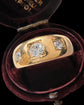 ANTIQUE THREE STONE DIAMOND & 18CT GOLD RING