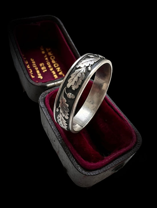 SWEDISH SILVER OAK LEAF & ACORN RING