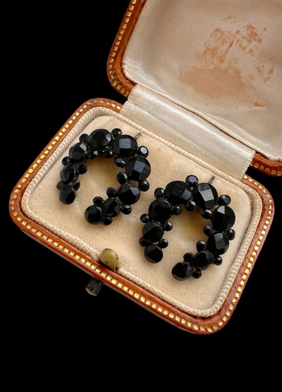 19TH CENTURY FRENCH JET HORSESHOE EARRINGS