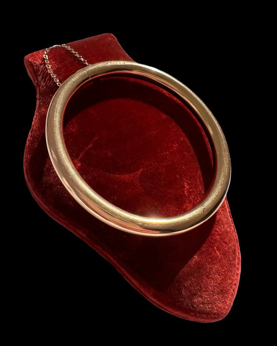 ANTIQUE 9CT GOLD BANGLE